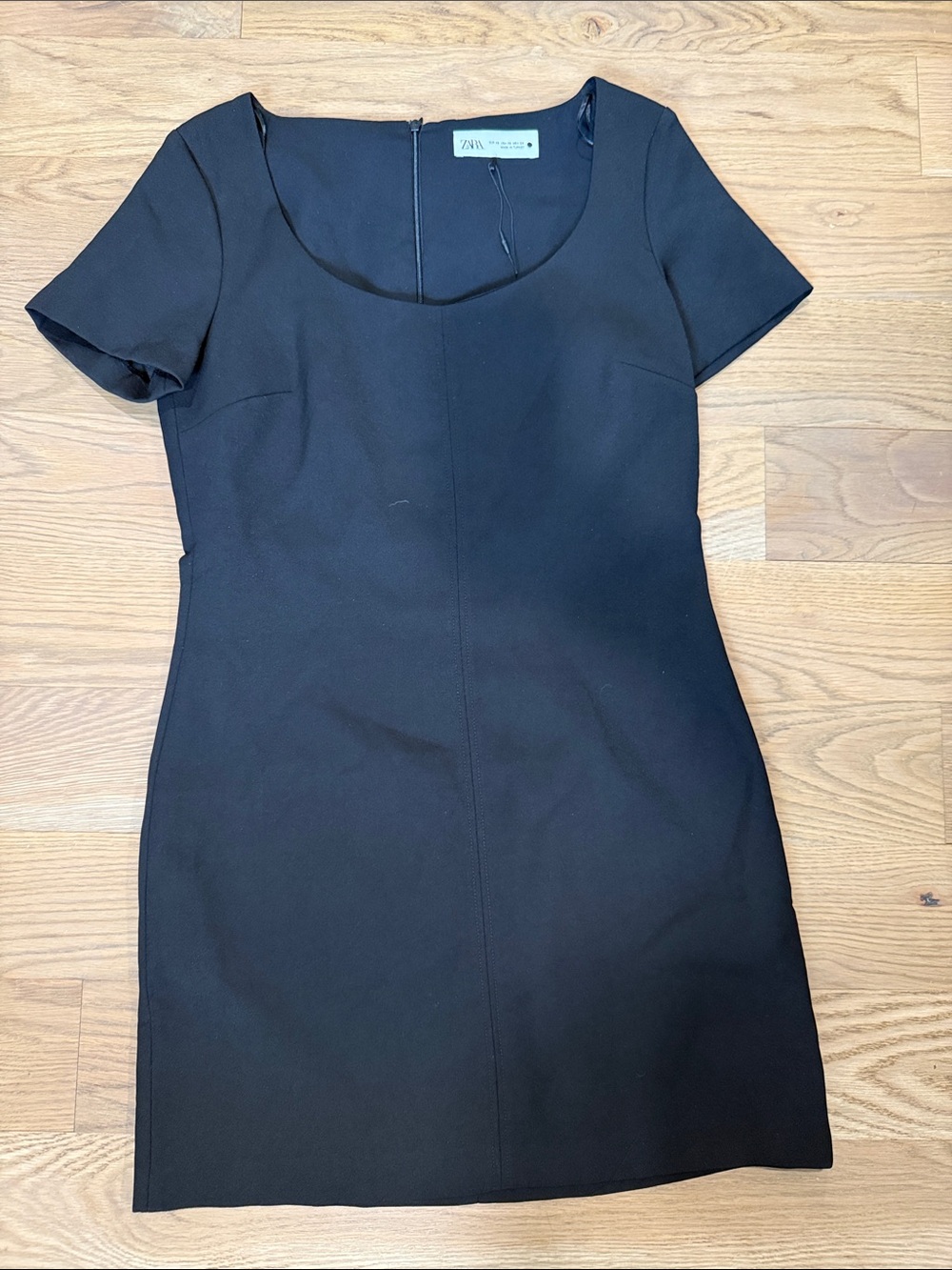 Zara Black Short Sleeve Mini Sheath Dress